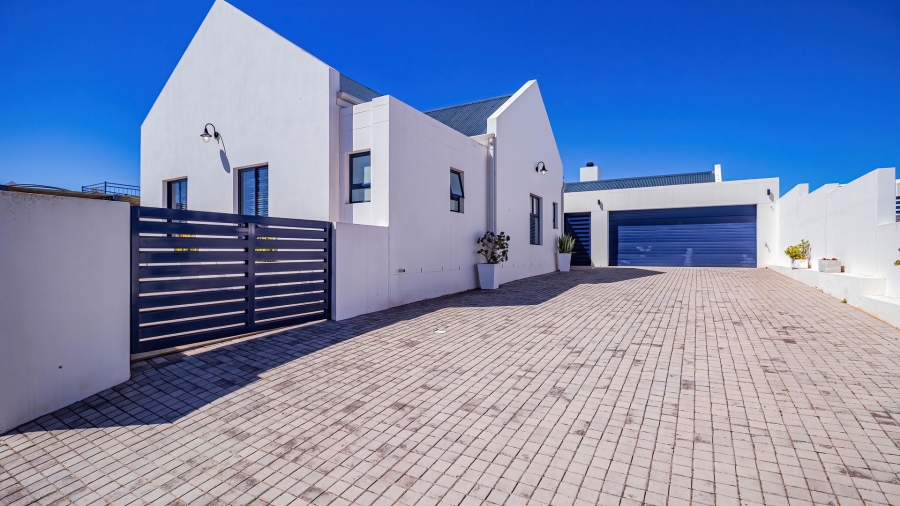 4 Bedroom Property for Sale in Blue Lagoon Western Cape